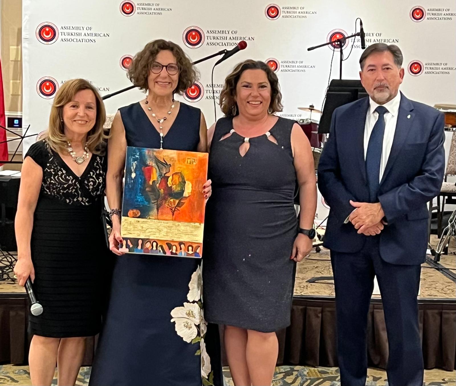 Homage to Woman presented to supporters of the Change Leaders Association